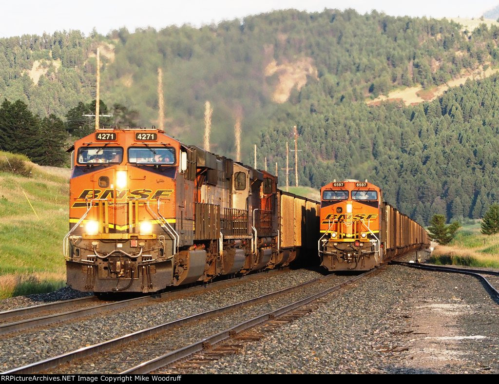 BNSF 4271